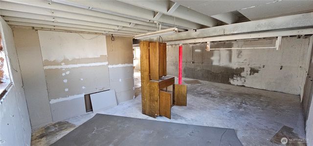 69 Adrian Avenue NW, Soap Lake, WA 98851