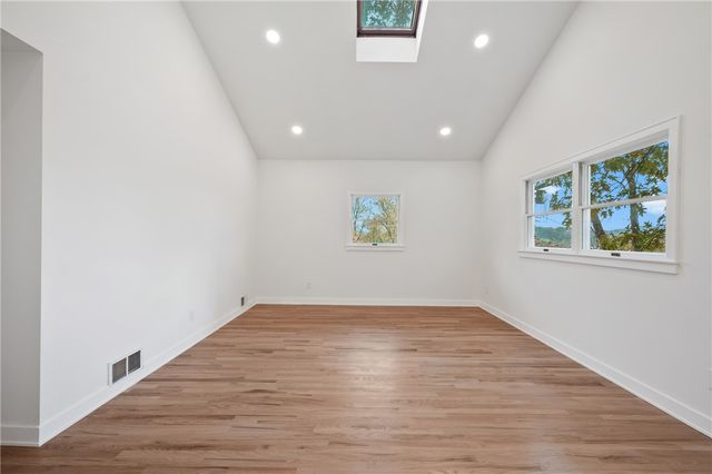 107 Marlboro Rd, O'hara, PA 15238