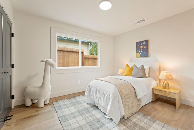1271 Fernside Street, Redwood City, CA 94061