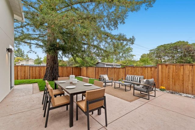 1271 Fernside Street, Redwood City, CA 94061