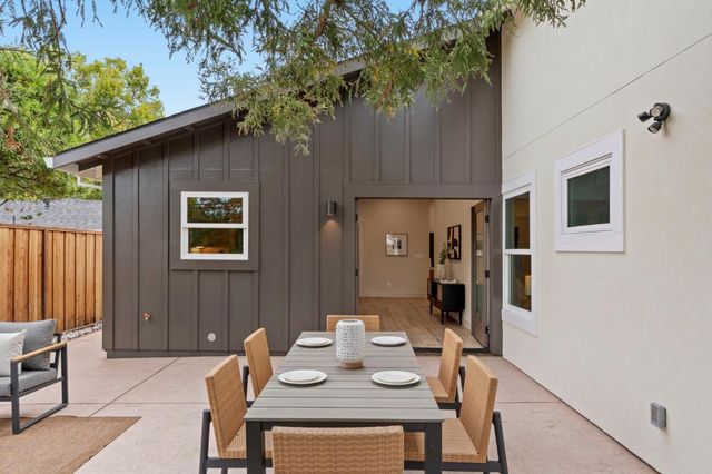 1271 Fernside Street, Redwood City, CA 94061