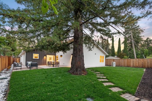 1271 Fernside Street, Redwood City, CA 94061
