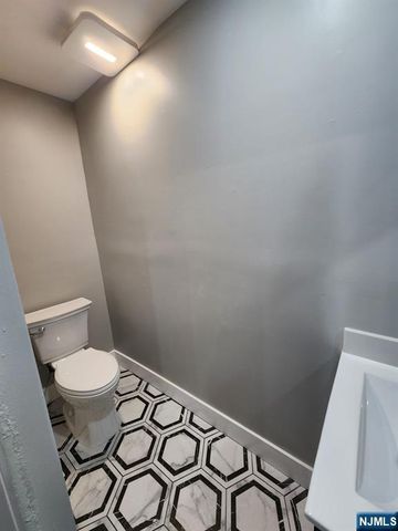 93 Hughes Street 1, Maplewood, NJ 07040