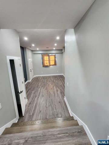 93 Hughes Street 1, Maplewood, NJ 07040