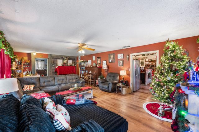 856 County Road 3048d, Corsicana, TX 75109