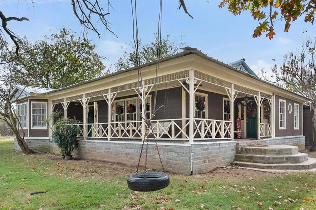 856 County Road 3048d, Corsicana, TX 75109