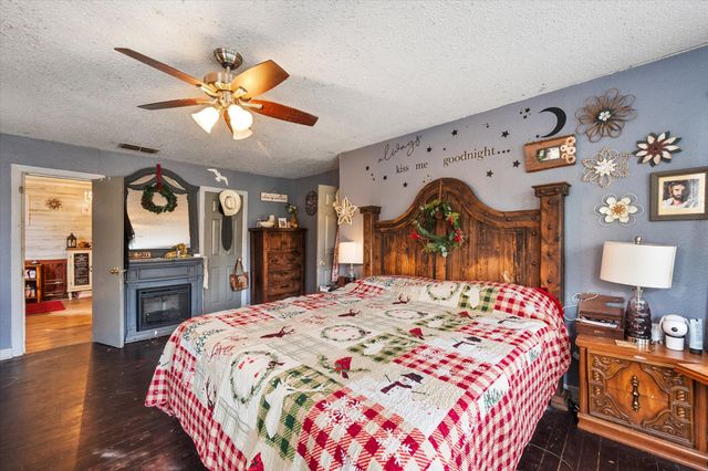 856 County Road 3048d, Corsicana, TX 75109