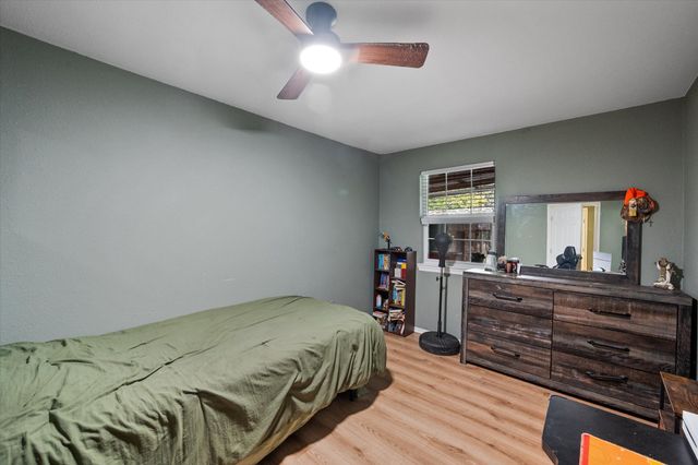 856 County Road 3048d, Corsicana, TX 75109