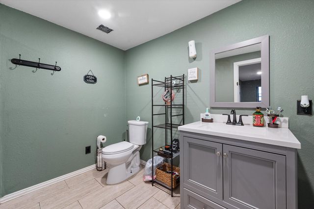 856 County Road 3048d, Corsicana, TX 75109