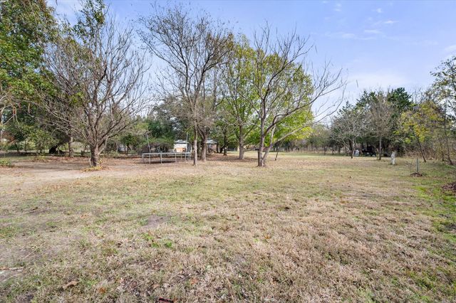 856 County Road 3048d, Corsicana, TX 75109
