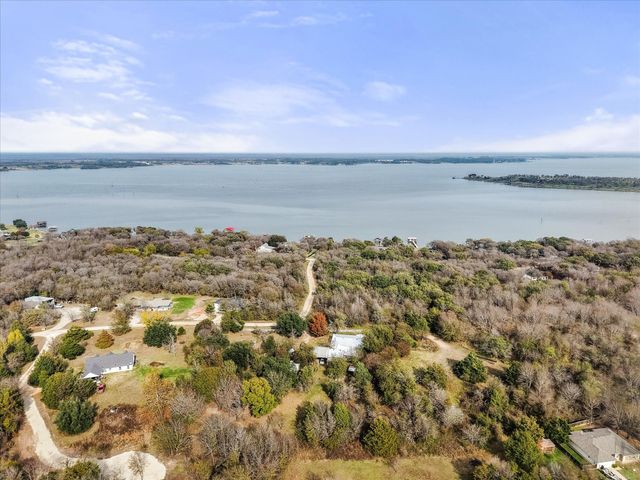 856 County Road 3048d, Corsicana, TX 75109