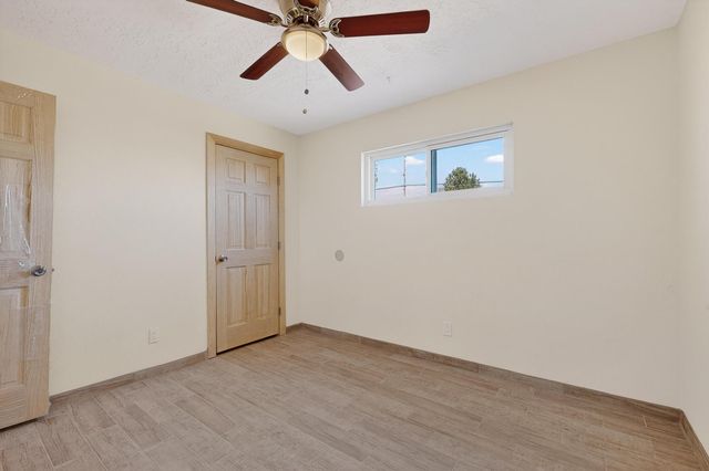 3926 Barcelona Road SW, Albuquerque, NM 87121