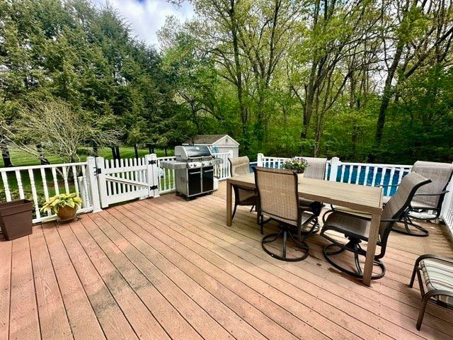 112 Smith St, Attleboro, MA 02703