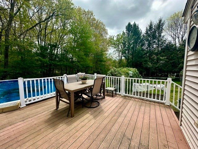 112 Smith St, Attleboro, MA 02703