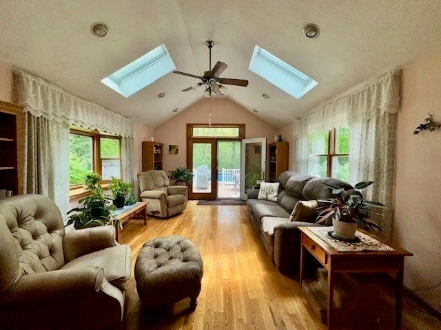 112 Smith St, Attleboro, MA 02703