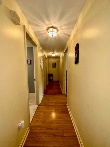 112 Smith St, Attleboro, MA 02703