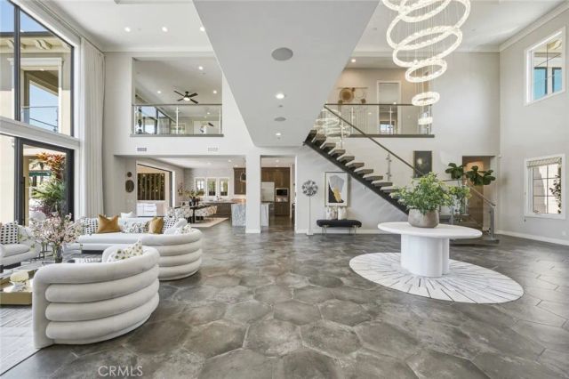 109 Dry Creek, Irvine, CA 92602