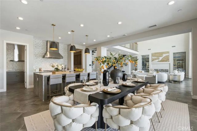 109 Dry Creek, Irvine, CA 92602