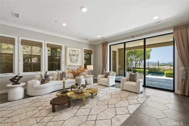 109 Dry Creek, Irvine, CA 92602