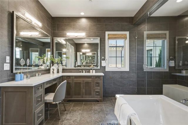 109 Dry Creek, Irvine, CA 92602