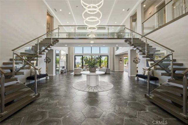 109 Dry Creek, Irvine, CA 92602