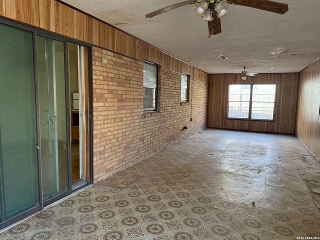 1015 Mount Capote, San Antonio, TX 78213