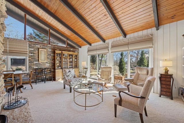 N2337 W Main ROAD, Lake Geneva, WI 53147