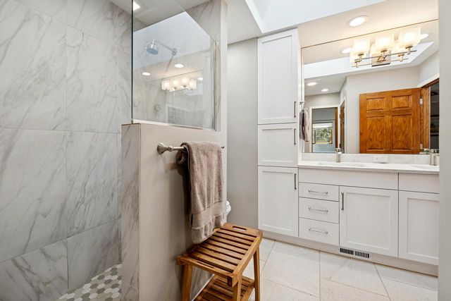 N2337 W Main ROAD, Lake Geneva, WI 53147