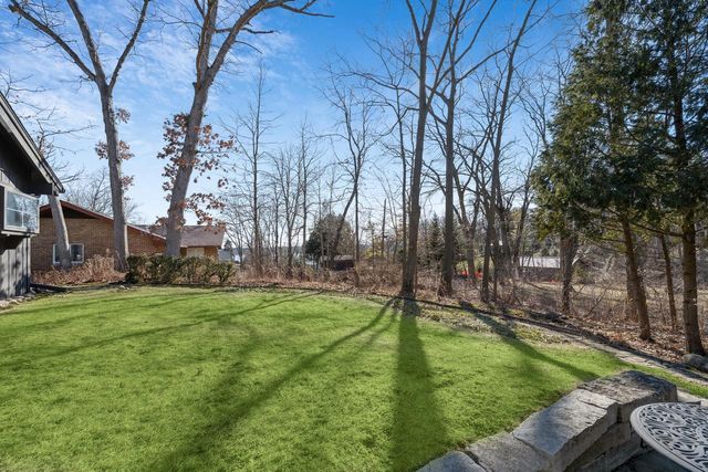 N2337 W Main ROAD, Lake Geneva, WI 53147