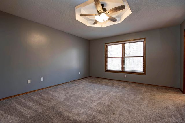 8965 E Division Street, Strafford, MO 65757