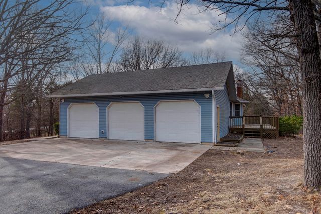 8965 E Division Street, Strafford, MO 65757