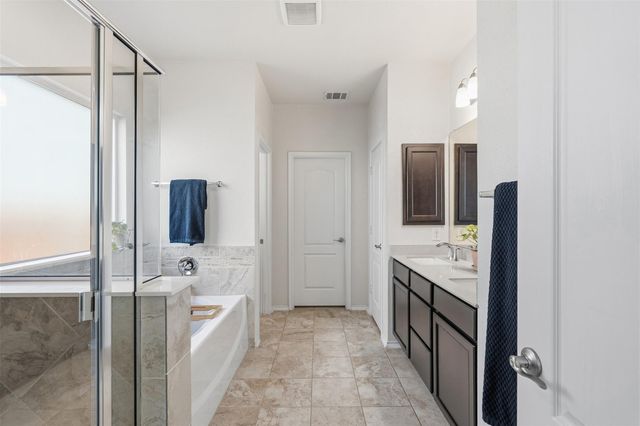 365 Conchillos DR, Georgetown, TX 78626