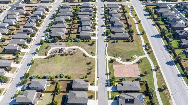 365 Conchillos DR, Georgetown, TX 78626