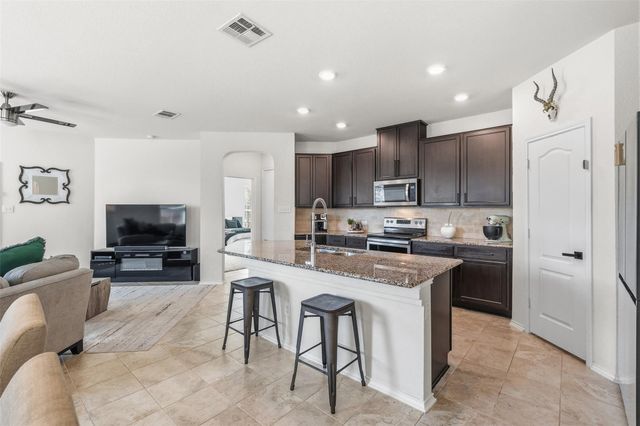 365 Conchillos DR, Georgetown, TX 78626