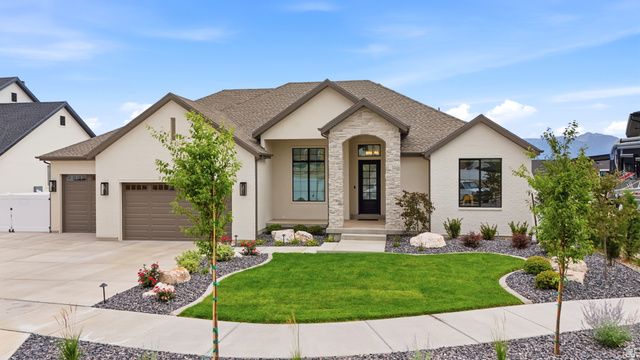 7927 S HIGH PLAINS CT, West Jordan, UT 84081