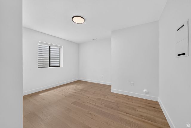7927 S HIGH PLAINS CT, West Jordan, UT 84081