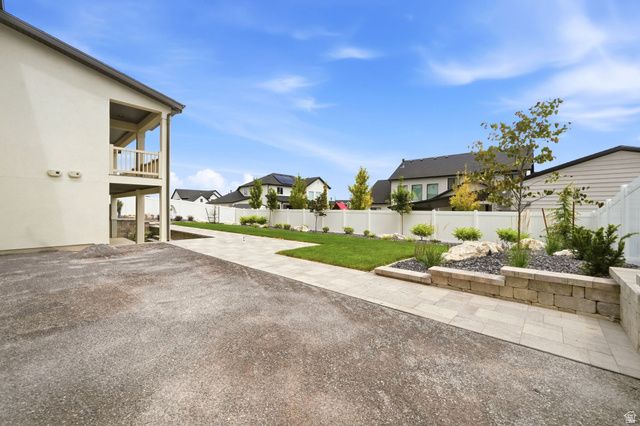 7927 S HIGH PLAINS CT, West Jordan, UT 84081