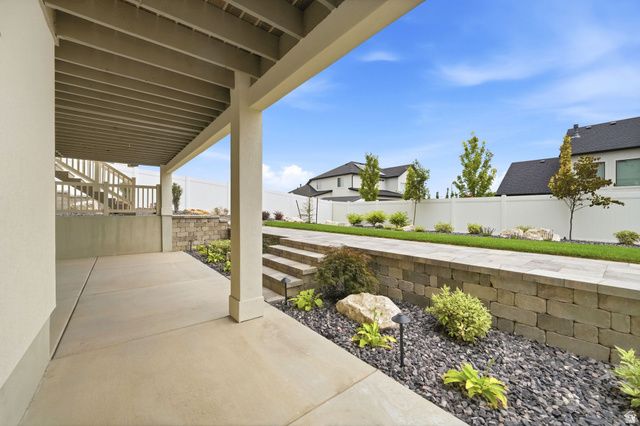 7927 S HIGH PLAINS CT, West Jordan, UT 84081