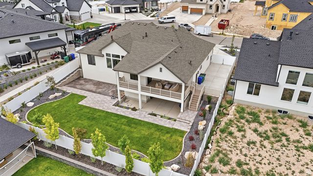 7927 S HIGH PLAINS CT, West Jordan, UT 84081
