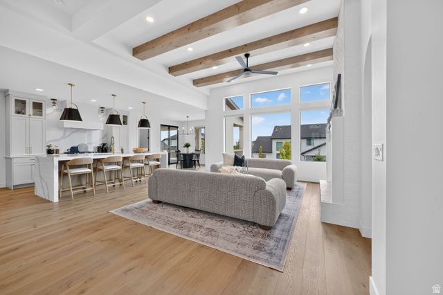 7927 S HIGH PLAINS CT, West Jordan, UT 84081