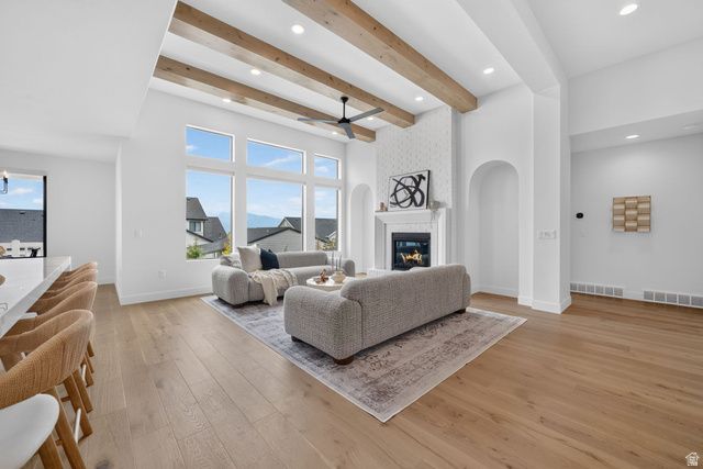 7927 S HIGH PLAINS CT, West Jordan, UT 84081