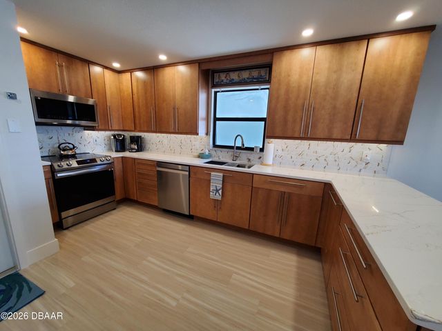 1571 S Atlantic Ave Apt 405, New Smyrna Beach, FL 32169