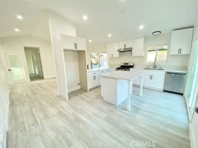 4095 Penrod Drive, Riverside, CA 92505