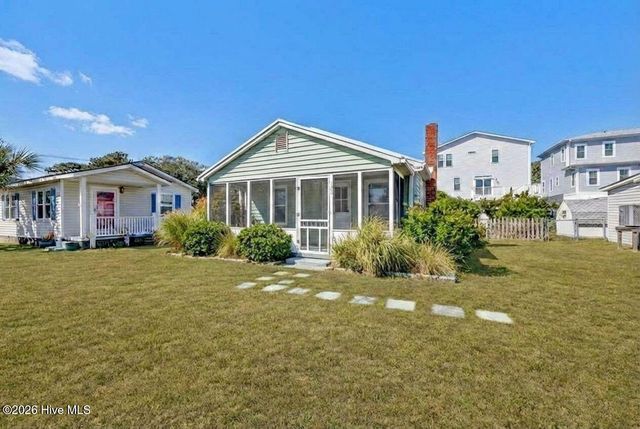 124 Ocean View Avenue, Kure Beach, NC 28449