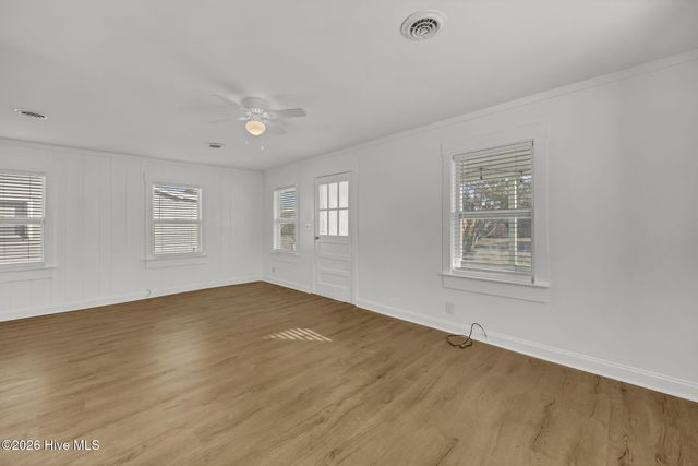 124 Ocean View Avenue, Kure Beach, NC 28449