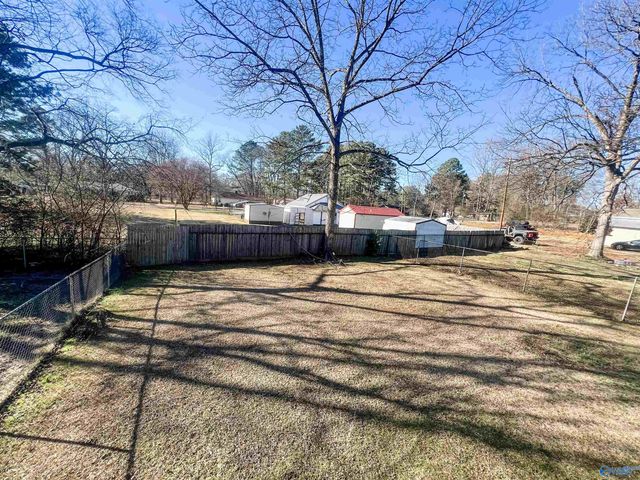 1827 Mount Zion Avenue, Gadsden, AL 35904