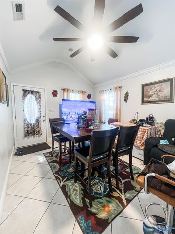 1827 Mount Zion Avenue, Gadsden, AL 35904