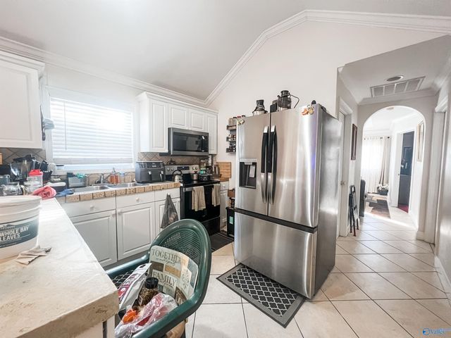 1827 Mount Zion Avenue, Gadsden, AL 35904