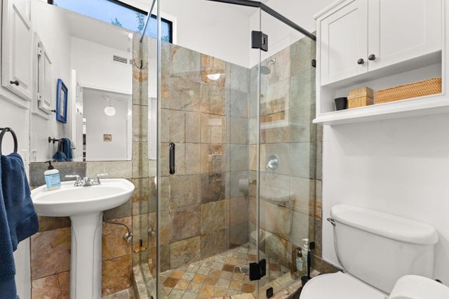 1741 Spyglass DR 1-222, Austin, TX 78746