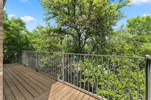 1741 Spyglass DR 1-222, Austin, TX 78746